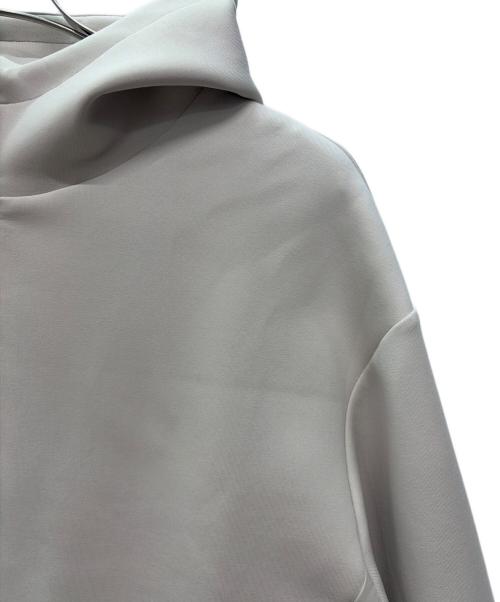 23区（ニジュウサンク）23区 (ニジュウサンク) コットンダンボール フーディー アウター ベージュ サイズ:SIZE 46 未使用品の古着・服飾アイテム