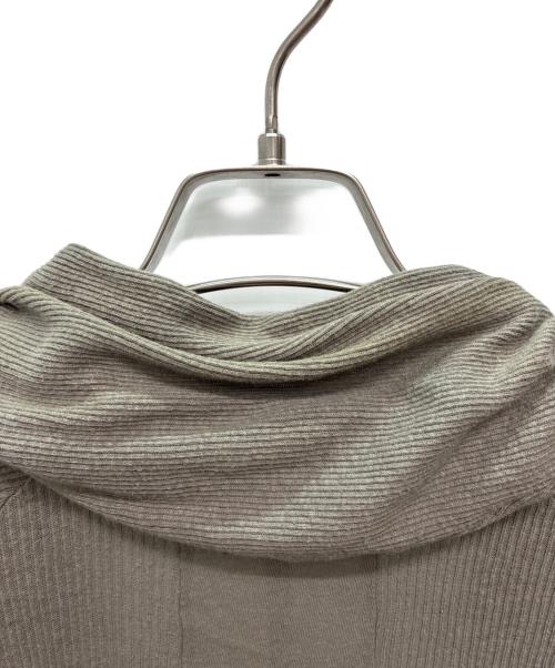 L.G.B（ルグランブルー）L.G.B (ルグランブルー) BACK CROSS cardigan グレー サイズ:SIZE 1の古着・服飾アイテム