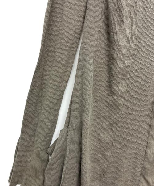 L.G.B（ルグランブルー）L.G.B (ルグランブルー) BACK CROSS cardigan グレー サイズ:SIZE 1の古着・服飾アイテム