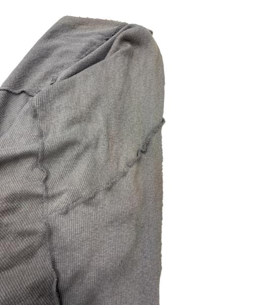 L.G.B（ルグランブルー）L.G.B (ルグランブルー) BACK CROSS cardigan グレー サイズ:SIZE 1の古着・服飾アイテム