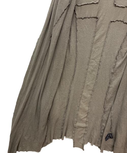 L.G.B（ルグランブルー）L.G.B (ルグランブルー) BACK CROSS cardigan グレー サイズ:SIZE 1の古着・服飾アイテム