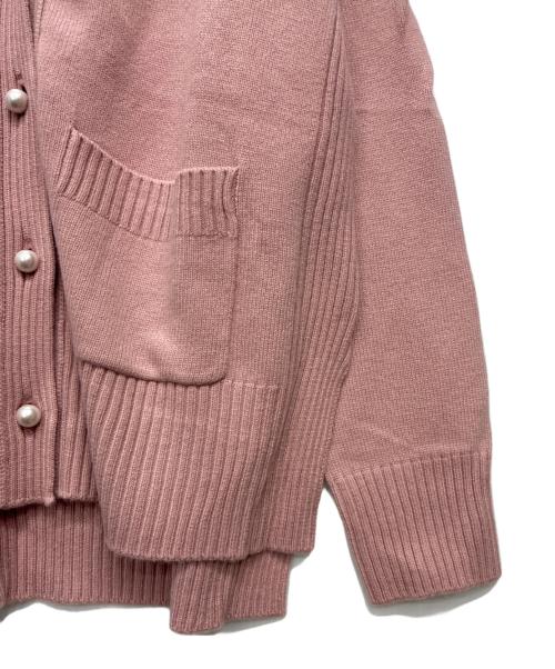 KUMIKYOKU（クミキョク）KUMIKYOKU (クミキョク) パールボタンカーディガン ピンク サイズ:6 未使用品の古着・服飾アイテム