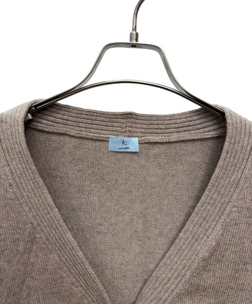 KUMIKYOKU（クミキョク）KUMIKYOKU (クミキョク) パールボタンカーディガン ベージュ サイズ:6の古着・服飾アイテム