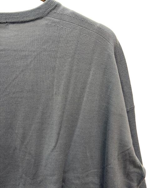 23区（ニジュウサンク）23区 (ニジュウサンク) 薄手ニット ブルー サイズ:44 未使用品の古着・服飾アイテム