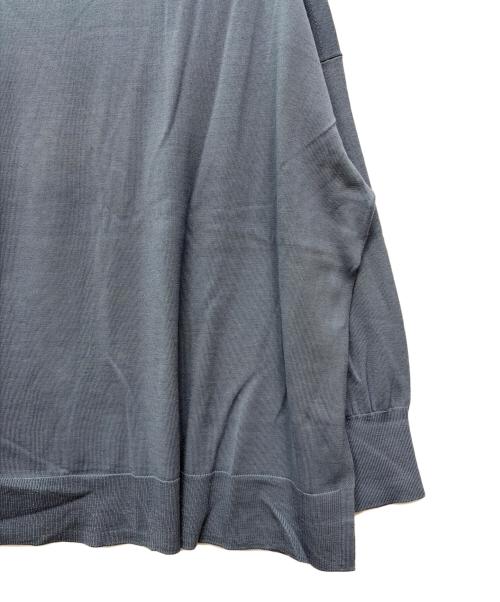 23区（ニジュウサンク）23区 (ニジュウサンク) 薄手ニット ブルー サイズ:44 未使用品の古着・服飾アイテム