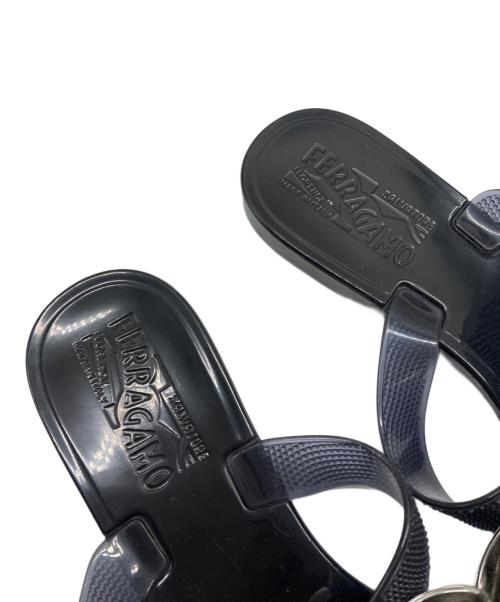 Salvatore Ferragamo（サルヴァトーレ フェラガモ）Salvatore Ferragamo (サルヴァトーレ フェラガモ) フラットサンダル ダークネイビー サイズ:6の古着・服飾アイテム
