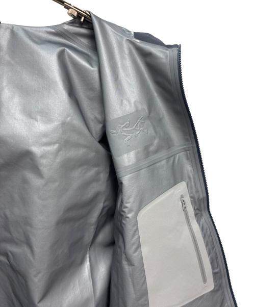 ARC'TERYX（アークテリクス）ARC'TERYX (アークテリクス) BETA JACKET ダークネイビー サイズ:SIZE XLの古着・服飾アイテム
