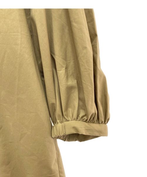 icB（アイシービー）icB (アイシービー) スキッパーブラウス カーキ サイズ:4の古着・服飾アイテム