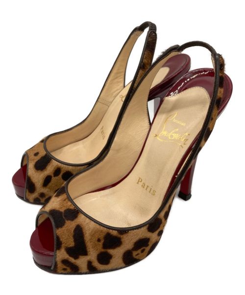 Christian Louboutin（クリスチャン・ルブタン）Christian Louboutin (クリスチャン・ルブタン) ヒールパンプス ベージュ サイズ:34の古着・服飾アイテム