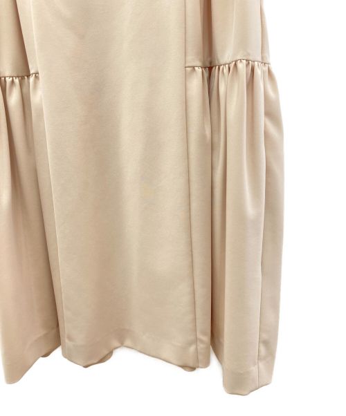 FOXEY NEWYORK（フォクシーニューヨーク）FOXEY NEWYORK (フォクシーニューヨーク) ノースリーブワンピース ベージュ サイズ:Mの古着・服飾アイテム