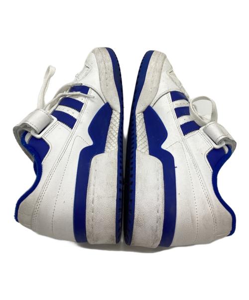 adidas（アディダス）adidas (アディダス) スニーカー ホワイト×ブルー サイズ:27.5の古着・服飾アイテム