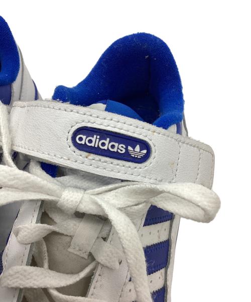 adidas（アディダス）adidas (アディダス) スニーカー ホワイト×ブルー サイズ:27.5の古着・服飾アイテム