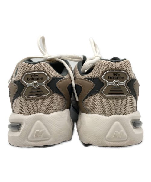 NEW BALANCE（ニューバランス）NEW BALANCE (ニューバランス) スニーカー ブラウン×ベージュ サイズ:26の古着・服飾アイテム