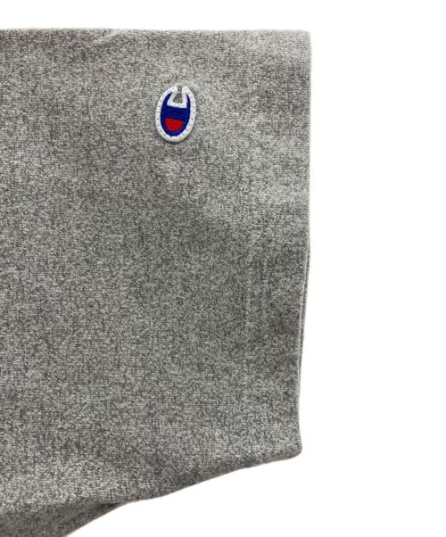 Champion（チャンピオン）Champion (チャンピオン) YALE UNIVERSITY (イェールユニバーシティ) 半袖カットソー グレー×ネイビー サイズ:XLの古着・服飾アイテム