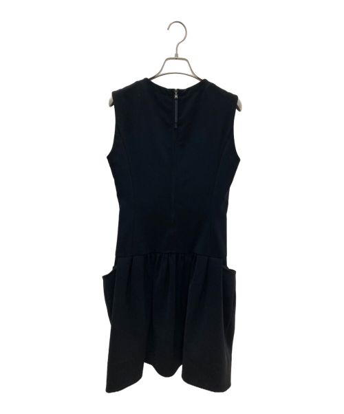 FOXEY NEWYORK（フォクシーニューヨーク）FOXEY NEWYORK (フォクシーニューヨーク) ノースリーブワンピース ブラック サイズ:40の古着・服飾アイテム