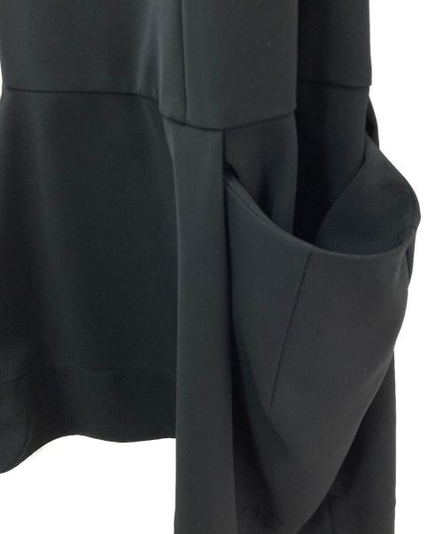 FOXEY NEWYORK（フォクシーニューヨーク）FOXEY NEWYORK (フォクシーニューヨーク) ノースリーブワンピース ブラック サイズ:40の古着・服飾アイテム