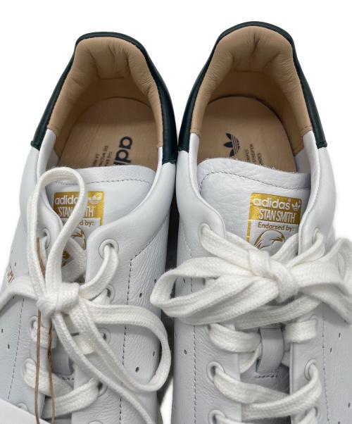 adidas（アディダス）adidas (アディダス) スニーカー ホワイト×グリーン サイズ:28cmの古着・服飾アイテム