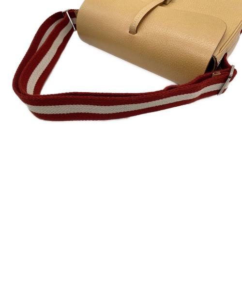 BALLY（バリー）BALLY (バリー) ショルダーバッグ ベージュ×レッドの古着・服飾アイテム