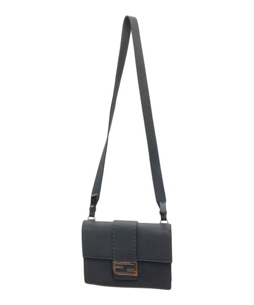 FENDI（フェンディ）FENDI (フェンディ) ショルダーバッグ グレーの古着・服飾アイテム