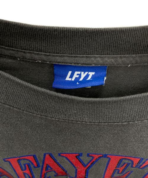 LFYT（エルエフワイティー）LFYT (エルエフワイティー) プリントカットソー グレー サイズ:Lの古着・服飾アイテム