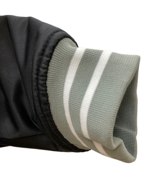 MITCHELL & NESS（ミッチェルアンドネス）MITCHELL & NESS (ミッチェルアンドネス) スタジャン ブラック サイズ:L 未使用品の古着・服飾アイテム