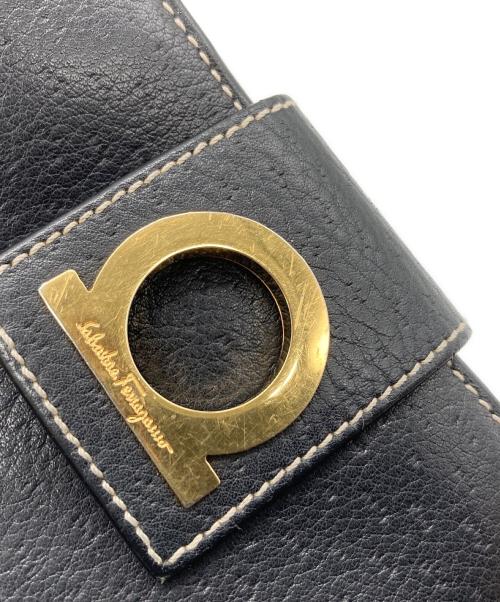 Salvatore Ferragamo（サルヴァトーレ フェラガモ）Salvatore Ferragamo (サルヴァトーレ フェラガモ) 2つ折り財布 ブラックの古着・服飾アイテム
