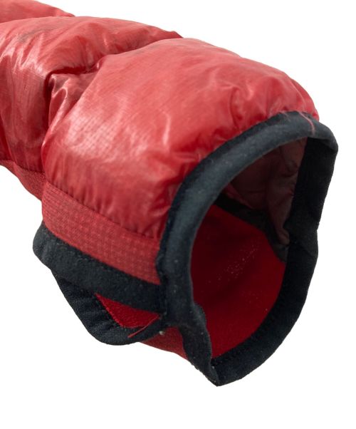 CANADA GOOSE（カナダグース）CANADA GOOSE (カナダグース) ナイロンジャケット レッド サイズ:Sの古着・服飾アイテム