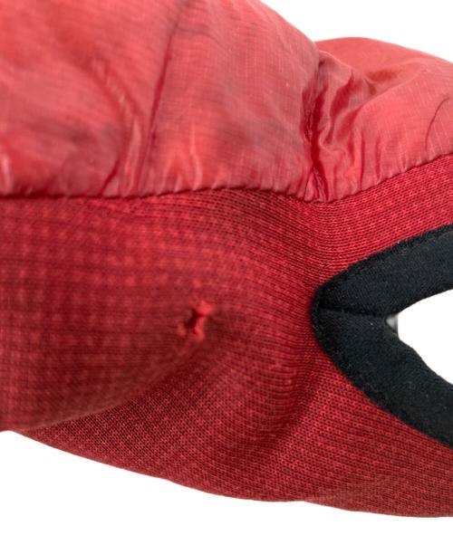 CANADA GOOSE（カナダグース）CANADA GOOSE (カナダグース) ナイロンジャケット レッド サイズ:Sの古着・服飾アイテム