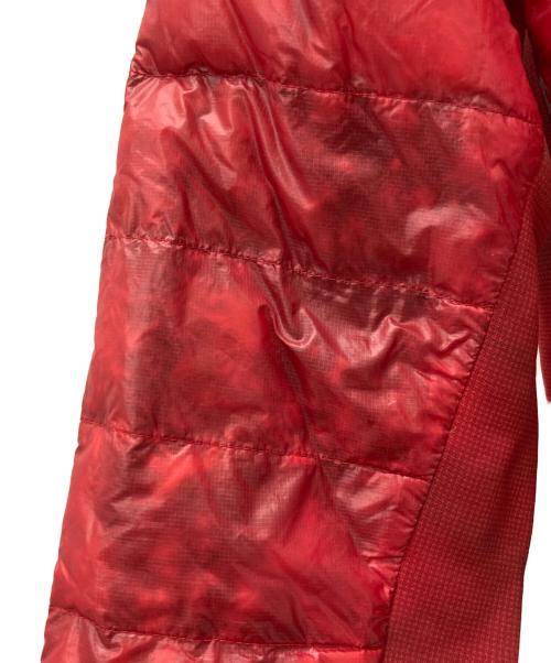 CANADA GOOSE（カナダグース）CANADA GOOSE (カナダグース) ナイロンジャケット レッド サイズ:Sの古着・服飾アイテム