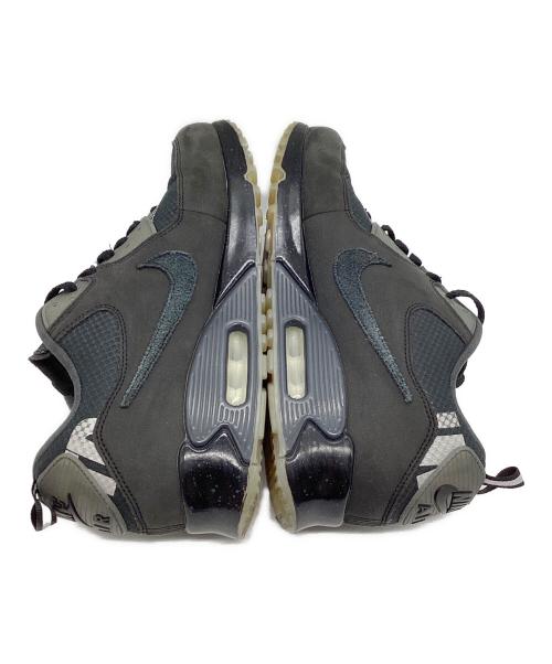 NIKE（ナイキ）NIKE (ナイキ) UNDEFEATED (アンディフィーテッド) スニーカー ブラック サイズ:27.5の古着・服飾アイテム