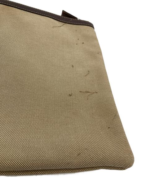 PRADA（プラダ）PRADA (プラダ) クラッチバッグ ブラウンの古着・服飾アイテム