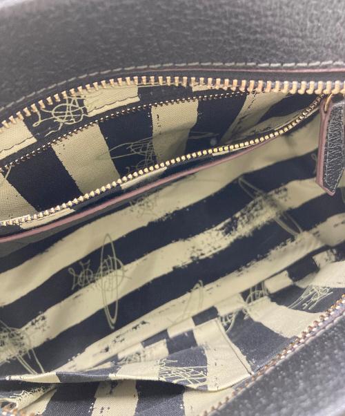 Vivienne Westwood（ヴィヴィアンウエストウッド）Vivienne Westwood (ヴィヴィアンウエストウッド) ヤスミンバッグ ブラウンの古着・服飾アイテム