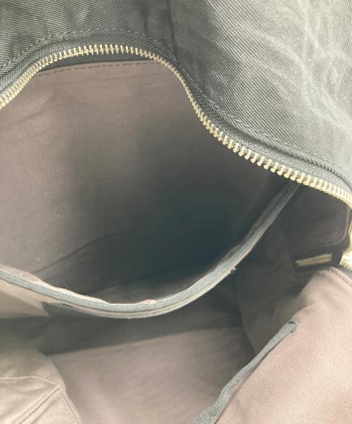 Vivienne Westwood（ヴィヴィアンウエストウッド）Vivienne Westwood (ヴィヴィアンウエストウッド) ラインORBエンボスリュック ブラックの古着・服飾アイテム