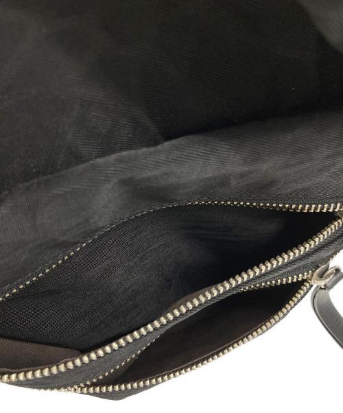 Vivienne Westwood（ヴィヴィアンウエストウッド）Vivienne Westwood (ヴィヴィアンウエストウッド) ラインORBエンボスリュック ブラックの古着・服飾アイテム