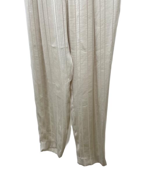 Adam et Rope（アダム エ ロペ）Adam et Rope (アダム エ ロペ) サテンテーパードパンツ ベージュ サイズ:Free 未使用品の古着・服飾アイテム