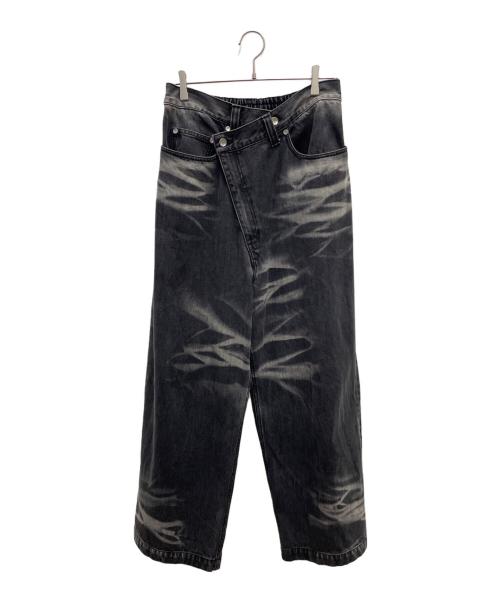 MAISON SPECIAL（メゾンスペシャル）MAISON SPECIAL (メゾンスペシャル) フロントデザインハイパーワイドデニムラップパンツ ブラック サイズ:01の古着・服飾アイテム