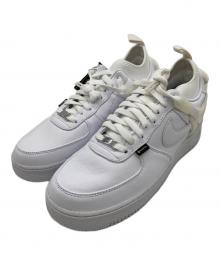 NIKE×UNDERCOVER（ナイキ×アンダーカバー）の古着「スニーカー」｜ホワイト
