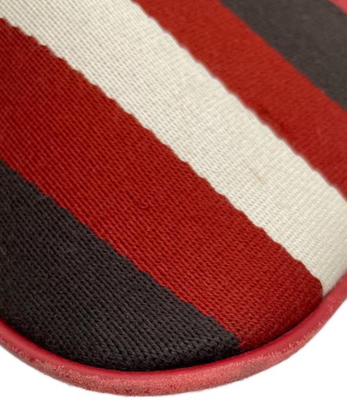 BALLY（バリー）BALLY (バリー) パンチングショルダーバッグ レッドの古着・服飾アイテム