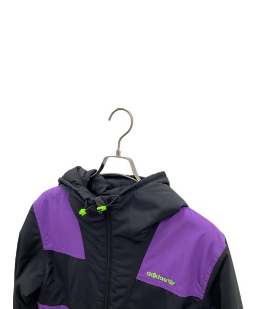 adidas（アディダス）adidas (アディダス) 中綿ジャケット ブラック×パープルの古着・服飾アイテム