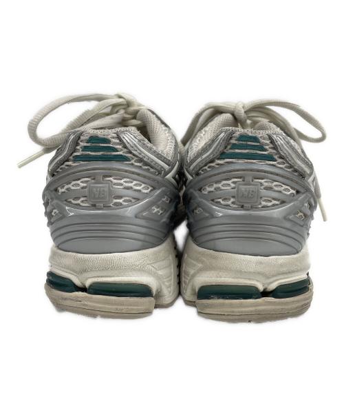 NEW BALANCE（ニューバランス）NEW BALANCE (ニューバランス) ローカットスニーカー シルバー サイズ:26の古着・服飾アイテム