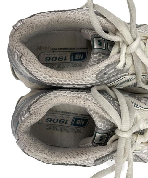 NEW BALANCE（ニューバランス）NEW BALANCE (ニューバランス) ローカットスニーカー シルバー サイズ:26の古着・服飾アイテム