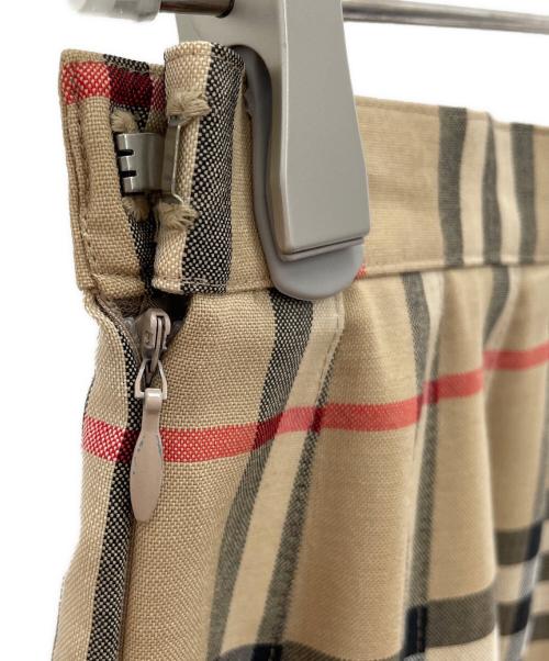 Burberry's（バーバリー）Burberry's (バーバリーズ) スカート カーキ サイズ:Mの古着・服飾アイテム