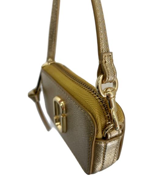 MICHAEL KORS（マイケル・コース）MICHAEL KORS (マイケルコース) ミニショルダーバッグ ゴールドの古着・服飾アイテム
