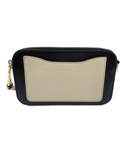 MARC JACOBS（マークジェイコブズ）MARC JACOBS (マークジェイコブス) ショルダーバッグ アイボリー×ブラックの古着・服飾アイテム
