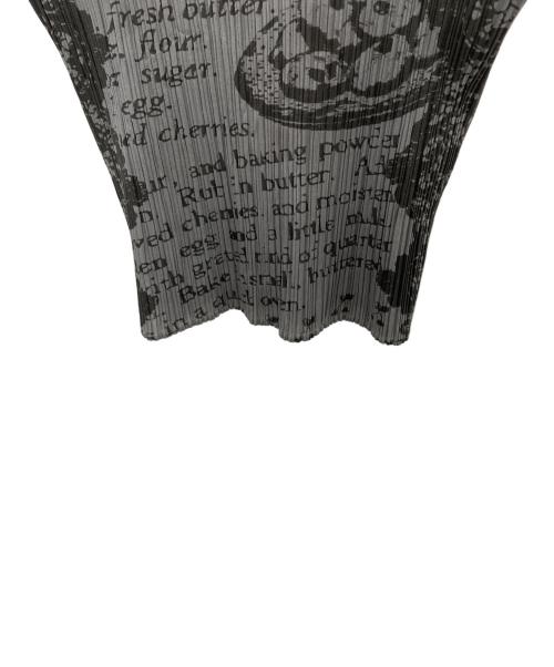 PLEATS PLEASE（プリーツプリーズ）PLEATS PLEASE (プリーツプリーズ) 半袖ブラウス グレー サイズ:3の古着・服飾アイテム