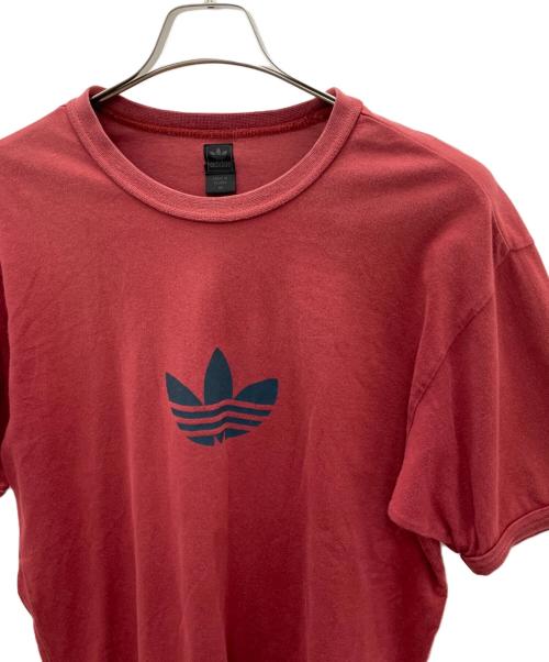 adidas（アディダス）adidas (アディダス) 半袖カットソー レッド サイズ:Lの古着・服飾アイテム