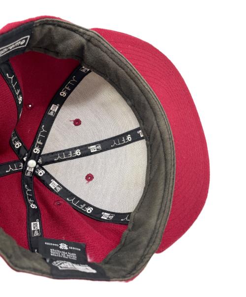 New Era（ニューエラ）New Era (ニューエラ) SUPREME (シュプリーム) キャップ ワインレッドの古着・服飾アイテム