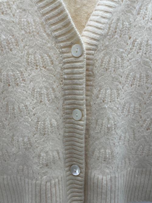 UNITED ARROWS TOKYO（ユナイテッドアローズトウキョウ）UNITED ARROWS TOKYO (ユナイテッドアローズトウキョウ) 厚手ニット ベージュ サイズ:不明の古着・服飾アイテム