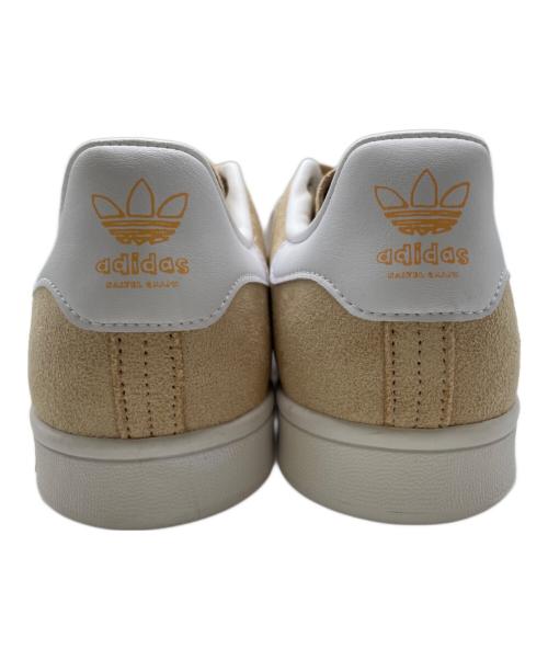 adidas（アディダス）adidas (アディダス) スニーカー ベージュ サイズ:29.5cm 未使用品の古着・服飾アイテム