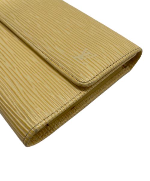 LOUIS VUITTON（ルイ ヴィトン）LOUIS VUITTON (ルイ ヴィトン) 長財布 エピ ポルトトレゾール・インターナショナル アイボリーの古着・服飾アイテム